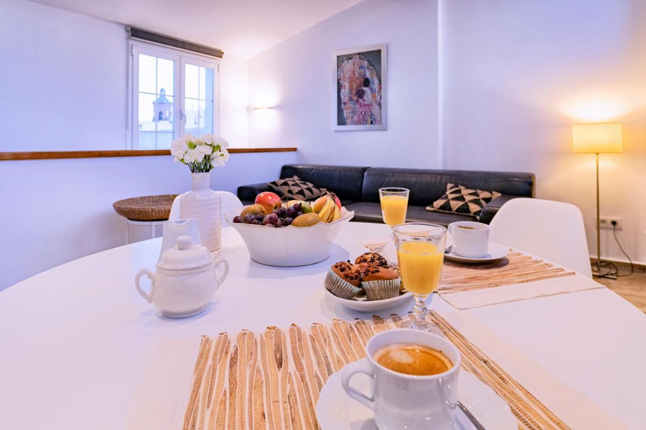 -Malagasunapts-Private Terrace Penthouse 외부 사진