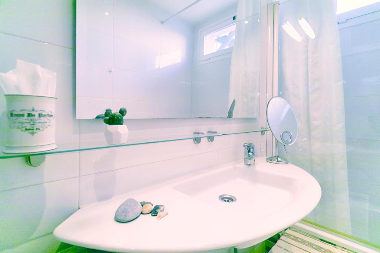 -Malagasunapts-Private Terrace Penthouse 외부 사진